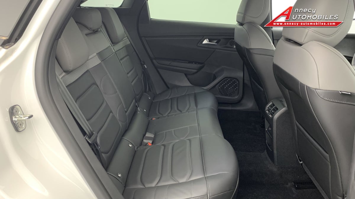 Citroën C5 X - PureTech 130 EAT8 Plus