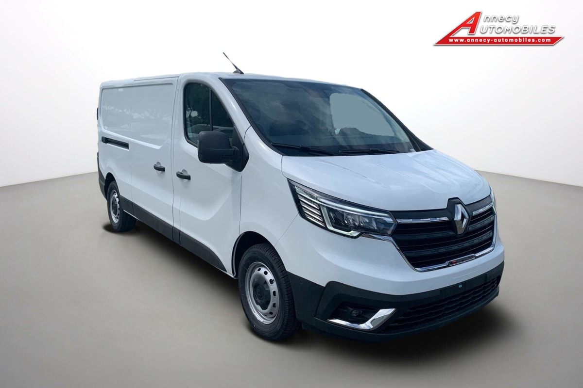 RENAULT TRAFIC - FOURGON L2H1 3000 KG BLUE DCI 150 EDC CONFORT (2024)