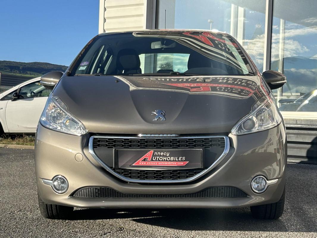 Peugeot 208 - 1.4 VTI Allure 95