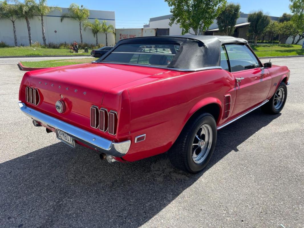 Ford Mustang - CABRIOLET 302 CI V8 ROUGE 69